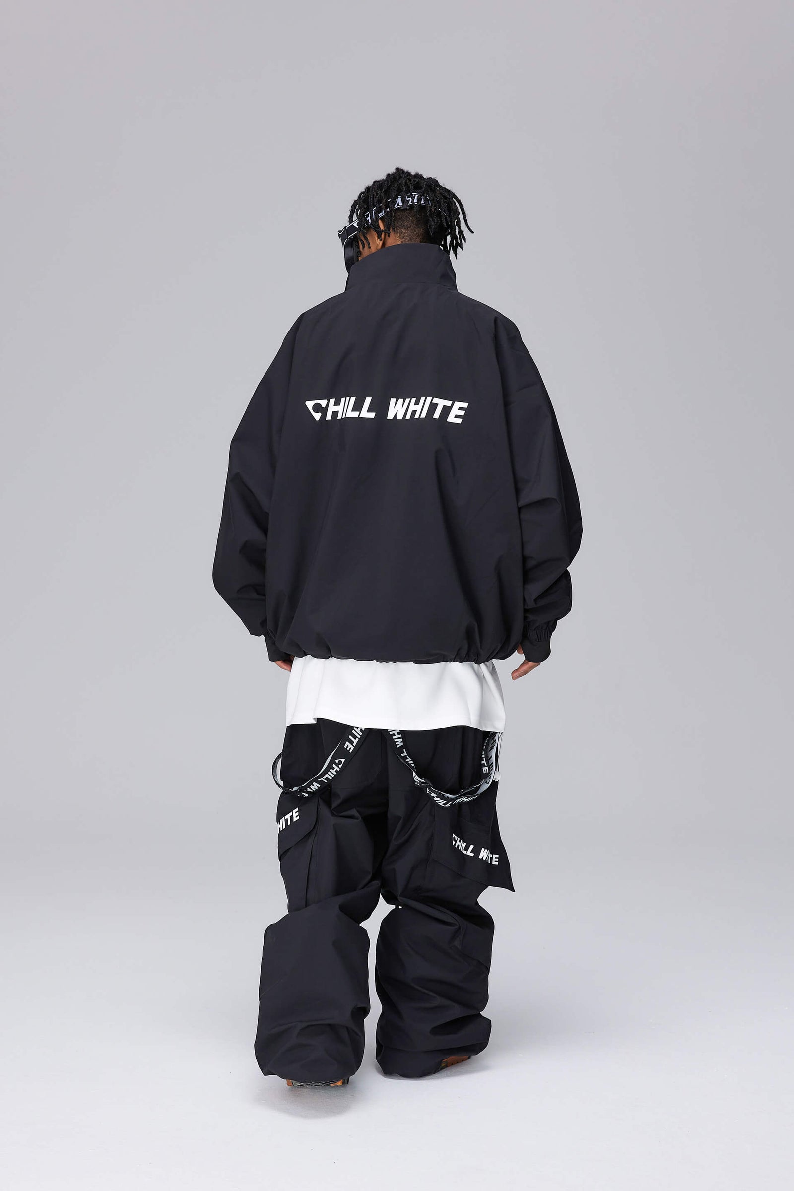 Unisex Dark Night Black Snow Pullover & Pants