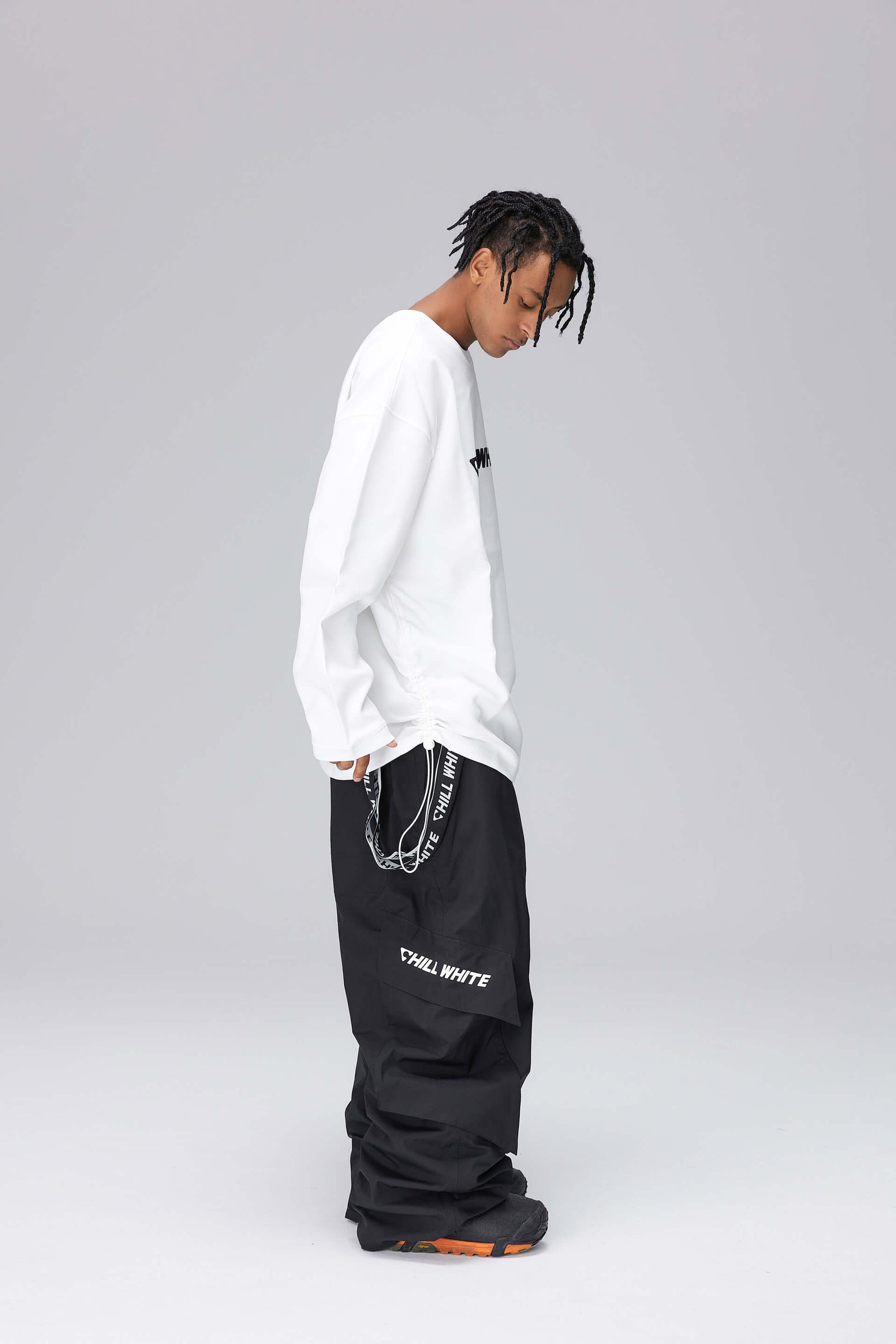 Unisex Dark Night Black Snow Pullover & Pants