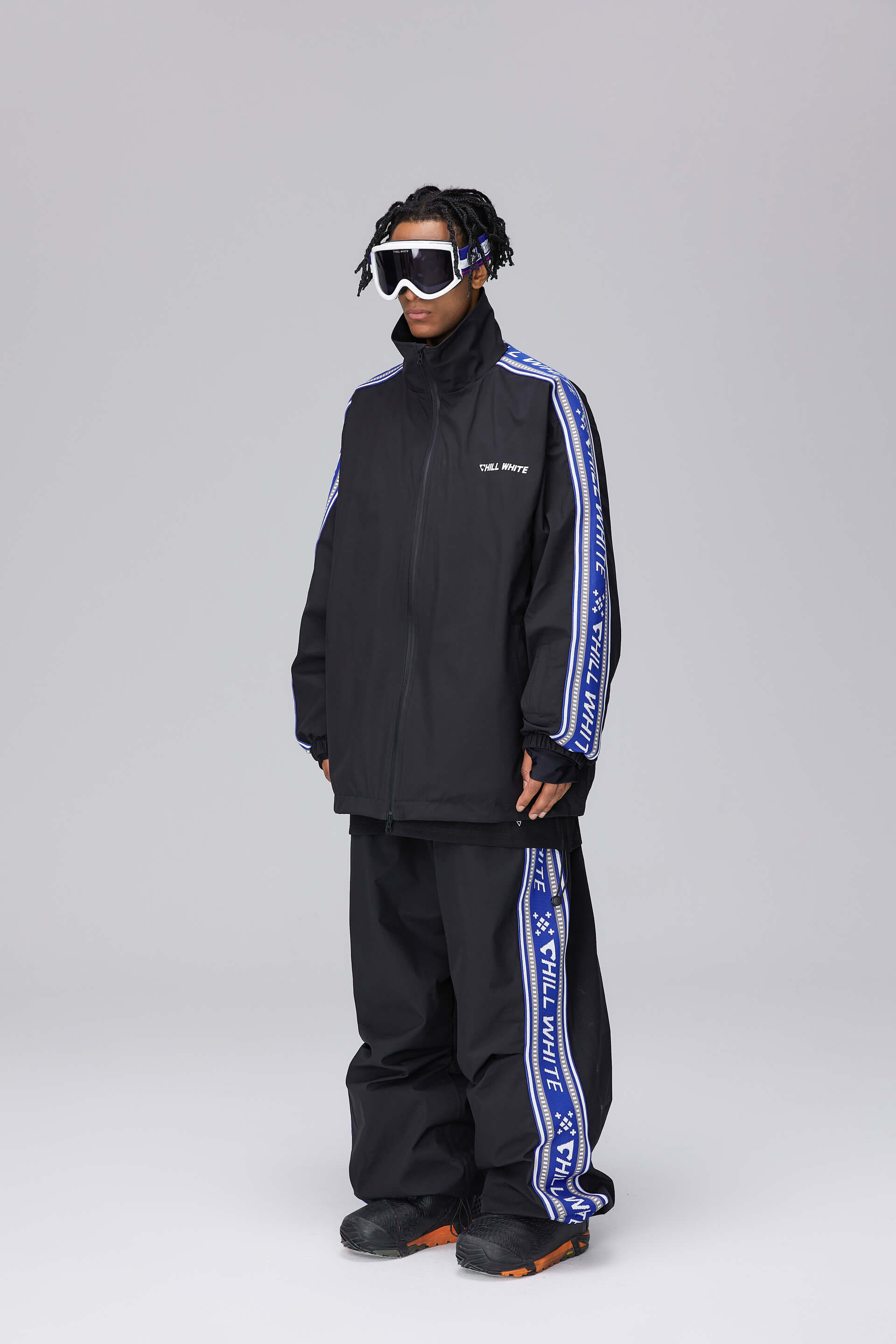 Unisex Black Snow Jacket & Pants (With Stripe)