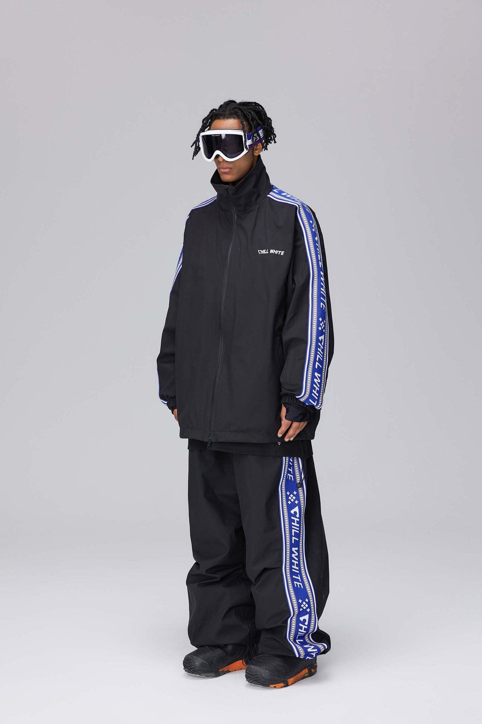 Unisex Black Snow Jacket & Pants (With Stripe)